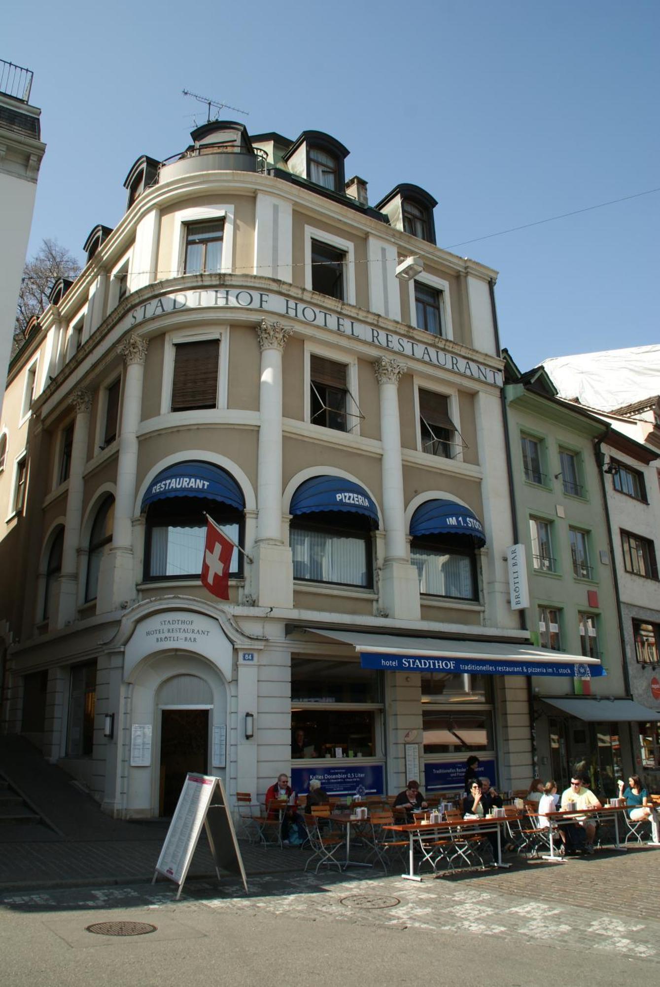 Stadthof Budget Hotel Basel City Center Exterior photo